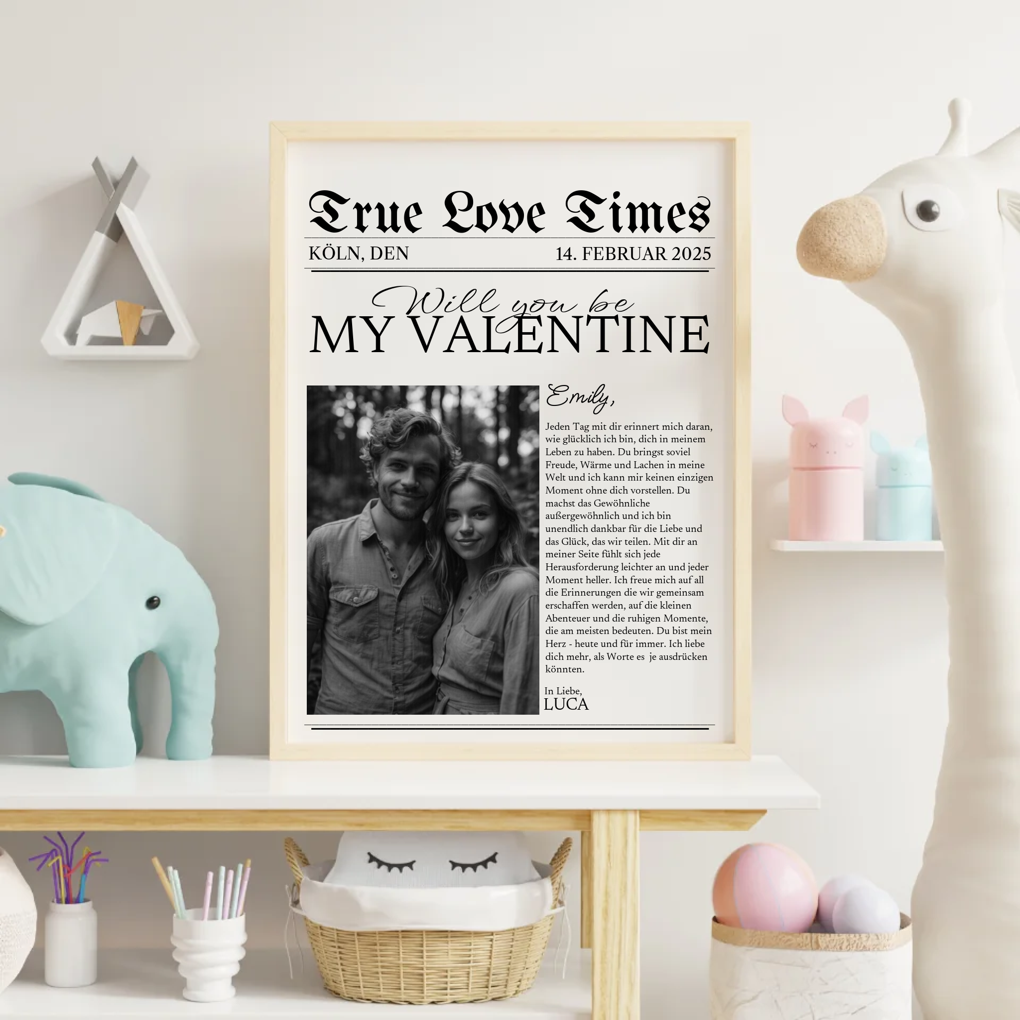 Detailansicht persönliches Valentinstagsposter mit Datum und Ort