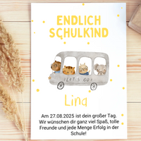 Poster »Endlich Schulkind« mit Aquarell-Tierbus und gelber Schrift