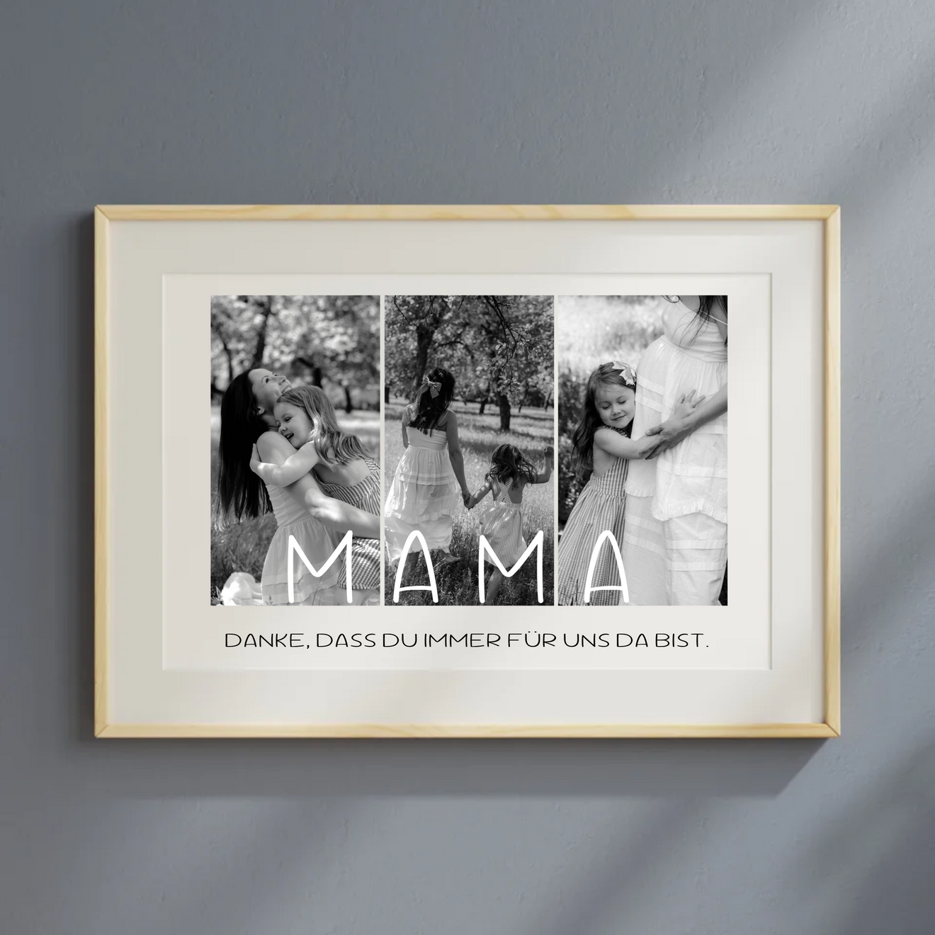 Schwarz-Weiß Fotocollage Poster Mama als persönliches Geschenk