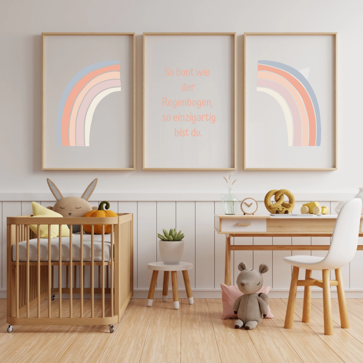 Poster-Triptychon mit pastellfarbenem Regenbogen fürs Kinderzimmer
